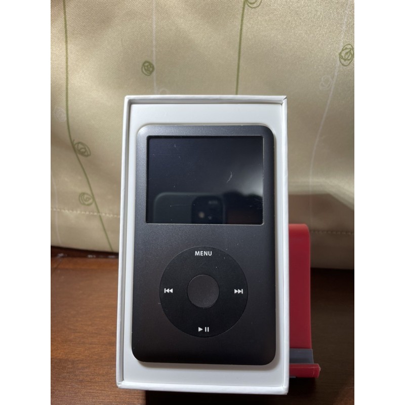 二手 iPod classic 160G，附原廠充電線耳機