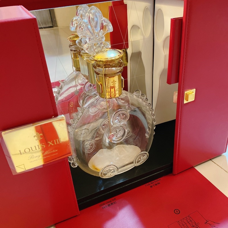 Louis XIII Remy Martin路易十三水晶空酒瓶+對開精緻皮箱