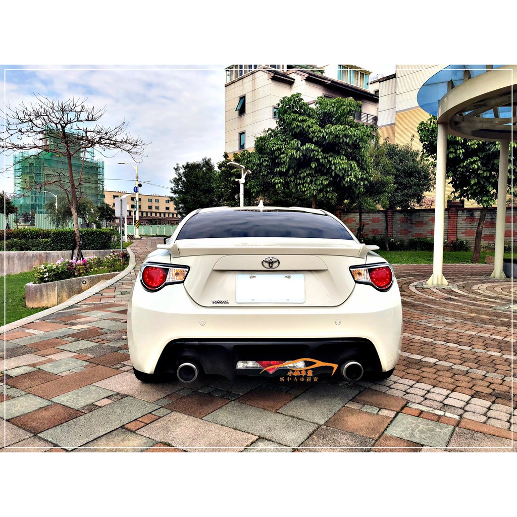 Fb搜尋 小柚嚴選車業新中古車 二手車 15 Toyota 86 2 0 Aero 蝦皮購物