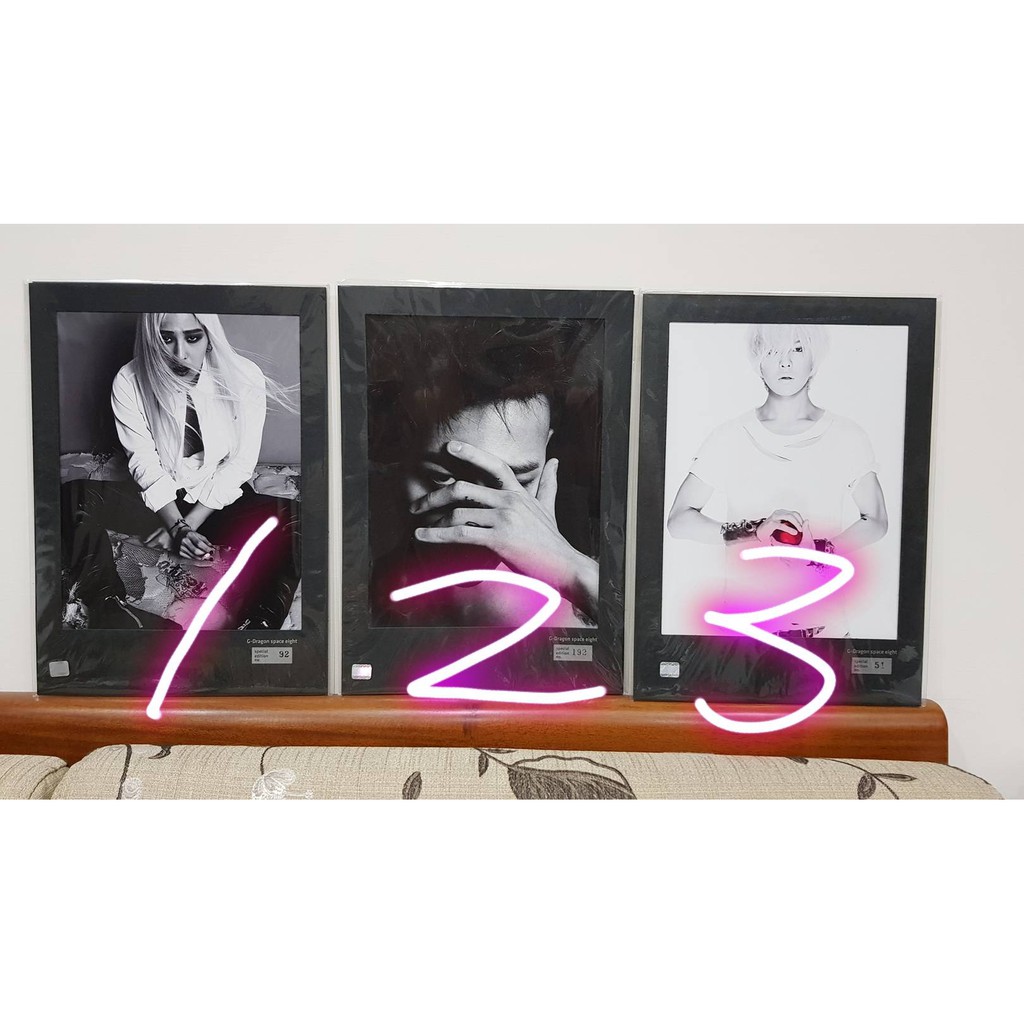 Bigbang G Dragon Space 8 展覽會照片絕版商品全新未使用過a4尺寸權志龍 蝦皮購物