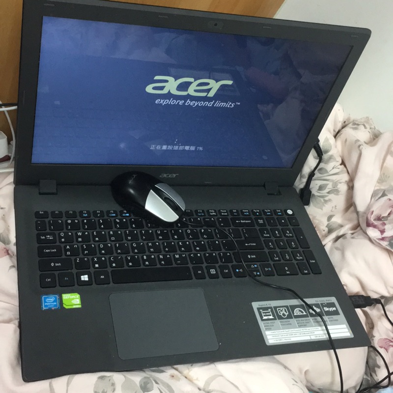 Acer 15吋全黑筆電