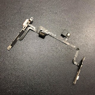 Iphone 7 plus 開機 音量 排線 震動開關 閃光燈 模組 開機鍵 音量鍵 故障 無法開機 現場快速專業維修