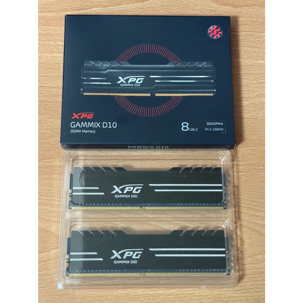 二手/威剛 XPG D10 DDR4 3600 16G(8Gx2) 超頻記憶體 (黑色散熱片)