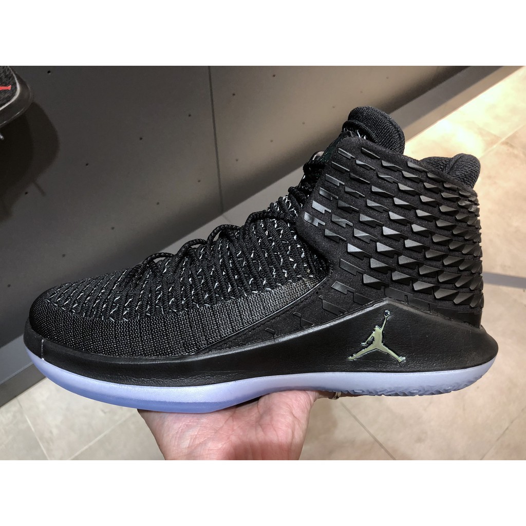 jordan xxxii black cat
