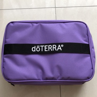 正牌 DoTERRA精油收納包 （可收納小筆電）