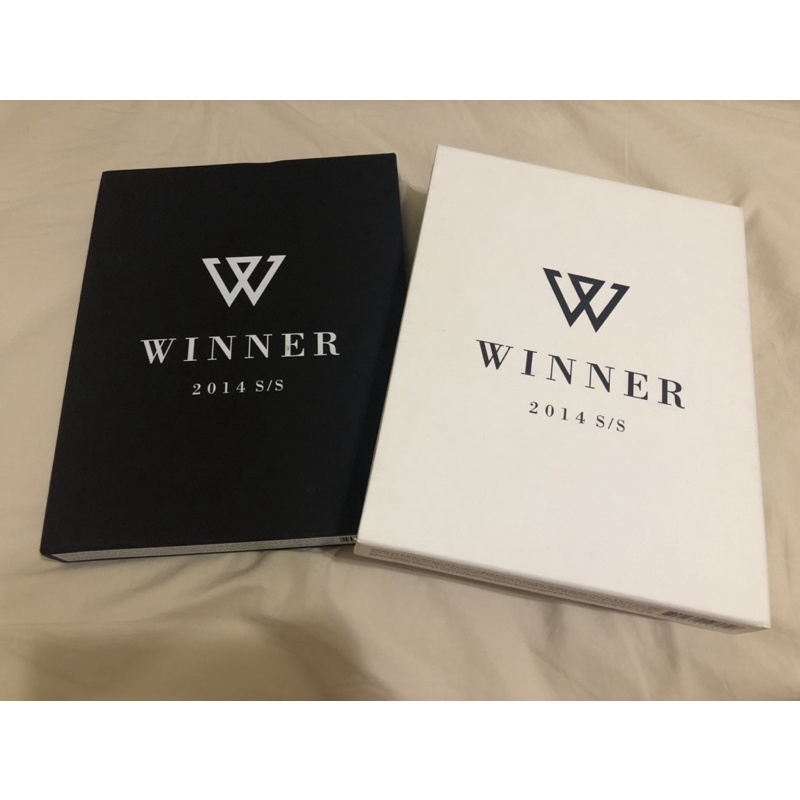 &lt;二手專輯&gt;  [韓版]WINNER  2014S/S專輯 黑白限量版 拍立得小卡 海報