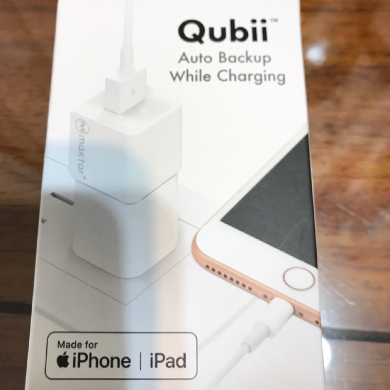 qubii 充電備份豆腐頭