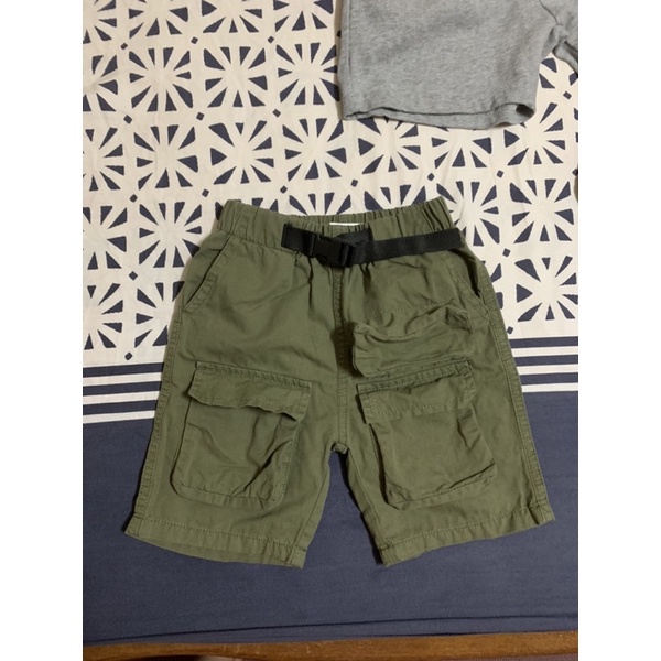 《二手》90CM 幼童軍綠色短褲