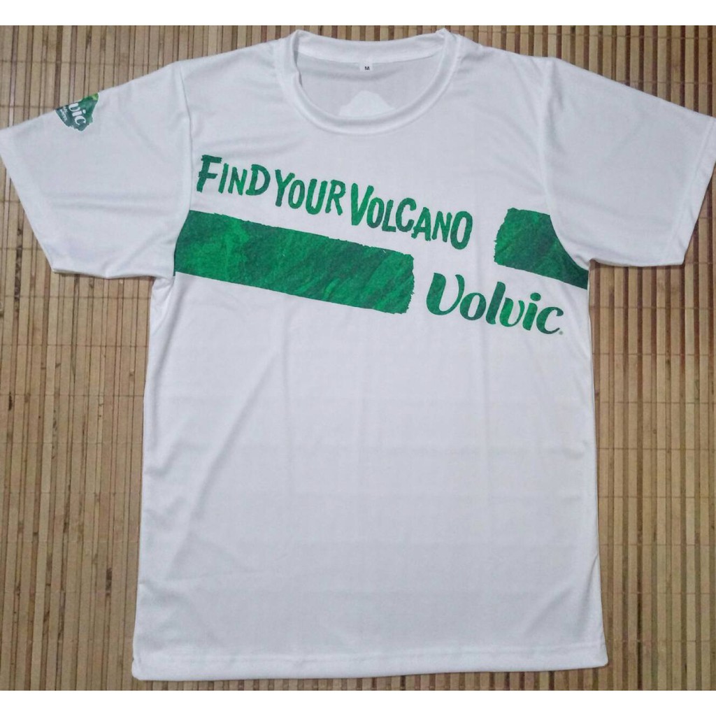 法國天然礦泉水品牌Volvic富維克 #我的火山力 #FindYourVolcano T恤(M)/運動毛巾
