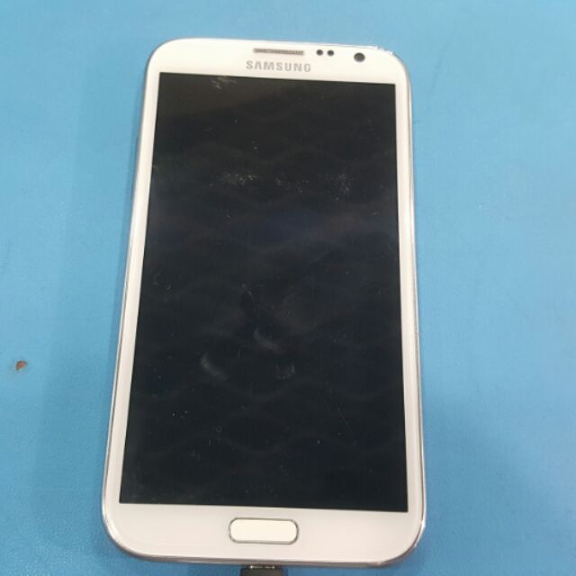 Samsung note 2 GT-N7100 手機跟三星觸控筆，三星電池，不跟充電線和充電器。