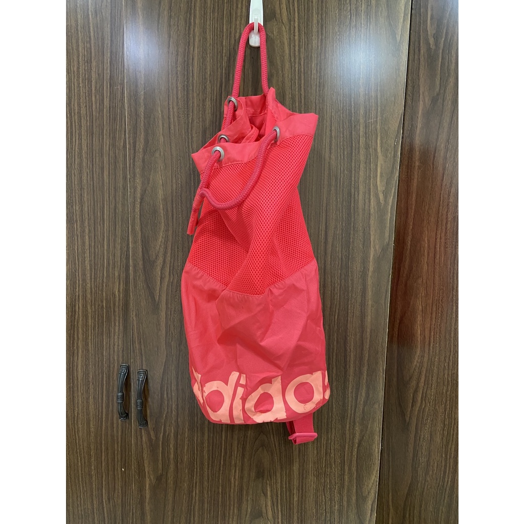Adidas 愛迪達螢光粉色 防水運動包/水桶包