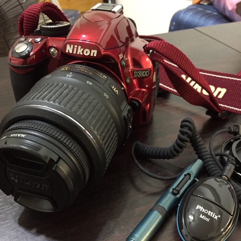 Nikon D3100 入門款單眼 9成新