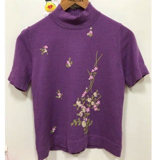 紫色 刺繡小花 短袖針織 上衣 s-m
