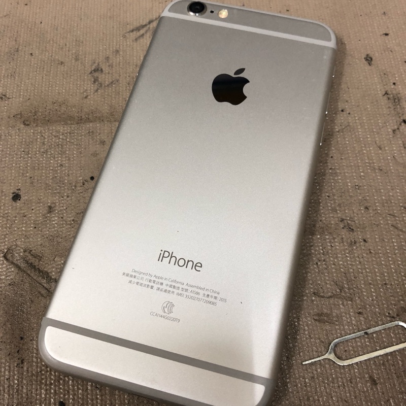 《二手機》iPhone 6 64g 銀 9成新