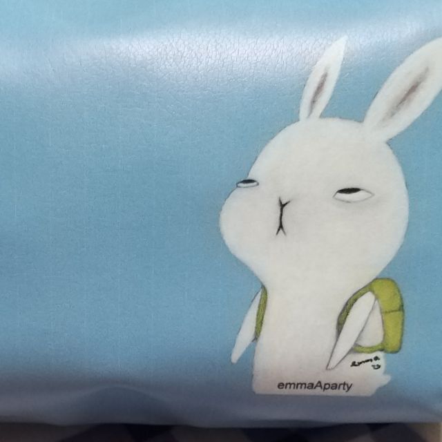👝emmaAparty插畫化妝包：不想上班的兔子【全新】