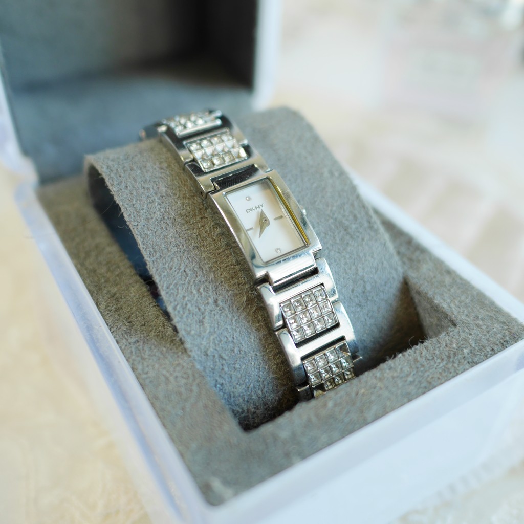 DKNY 亮鑽氣質手錶(名牌錶)