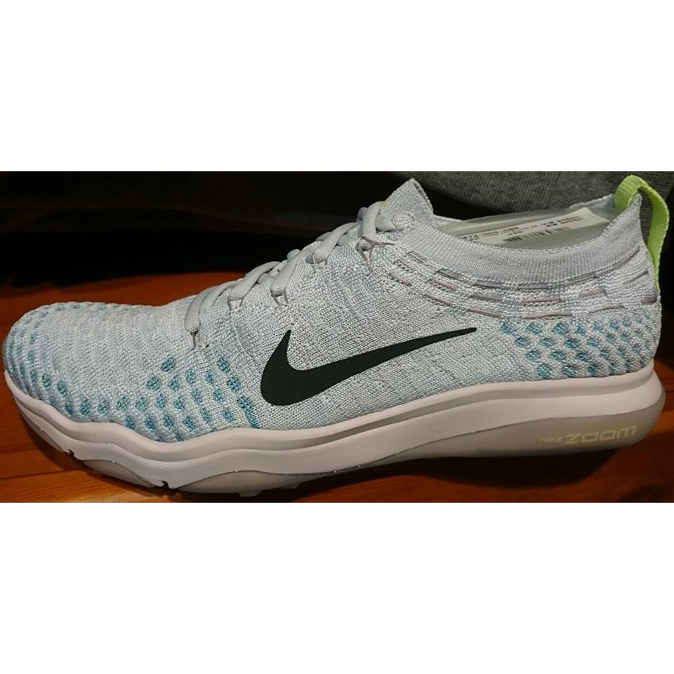 nike air zoom fearless flyknit lux