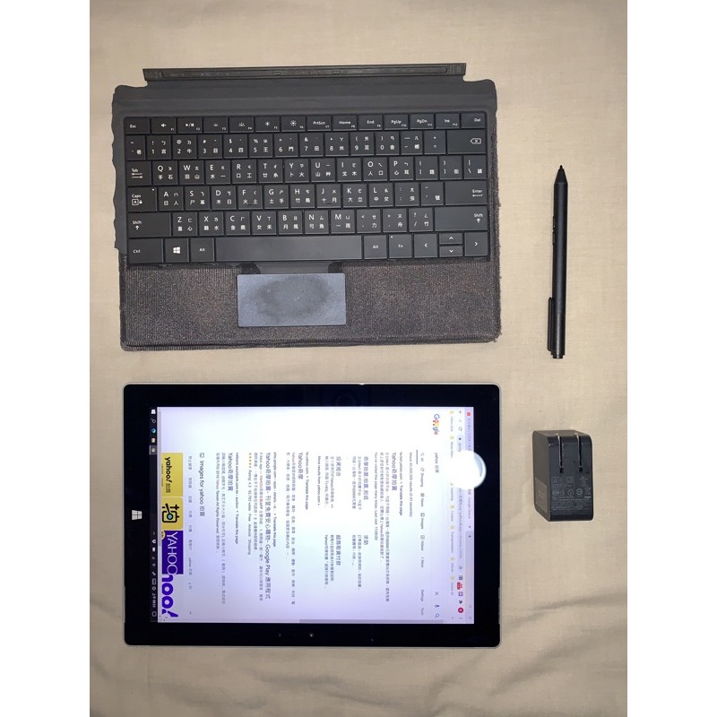 [二手] Microsoft Surface 3 二合一平板/筆電 [附鍵盤、觸控筆、變壓器]