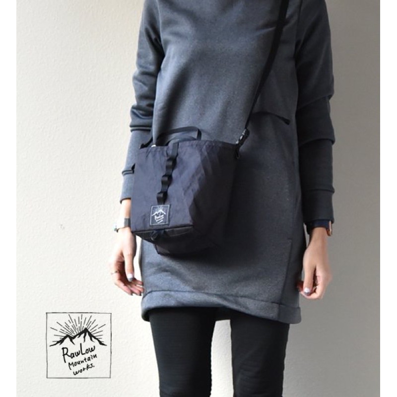 鳥森】RawLow Mountain Works TabiTibi Tote X-Pac 登山輕量防水胸前小包現貨| 蝦皮購物 鳥森】RawLow Mountain Works TabiTibi Tote X-Pac 登山輕量防水胸前小包現貨| 蝦皮購物