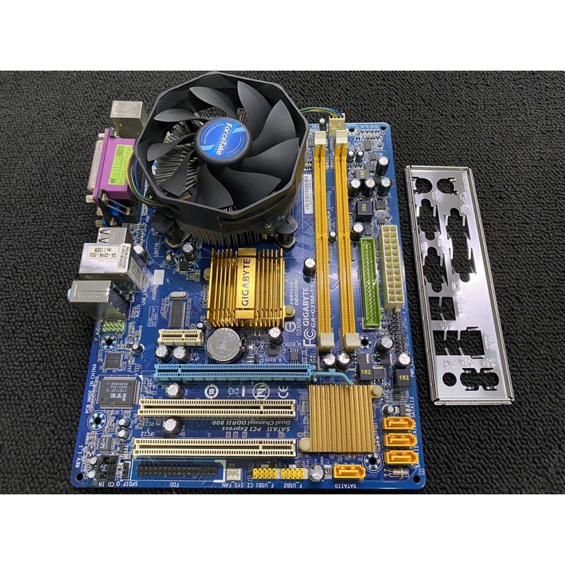 二手良品 Intel E4600+技嘉 GA-G31M-ES2L/CPU/775腳位/附贈原廠風扇/後擋板/個人保固3天