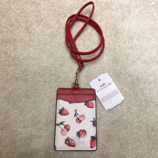 【Nami代購】COACH 23679 證件套 識別證套 悠遊卡 名片 信用卡 卡夾 經典馬車 紅色櫻桃草莓
