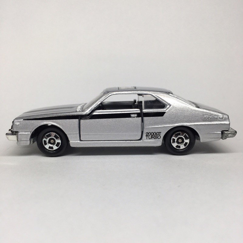 Tomica Nissan skyline 2000 turbo gt-e.s 拆