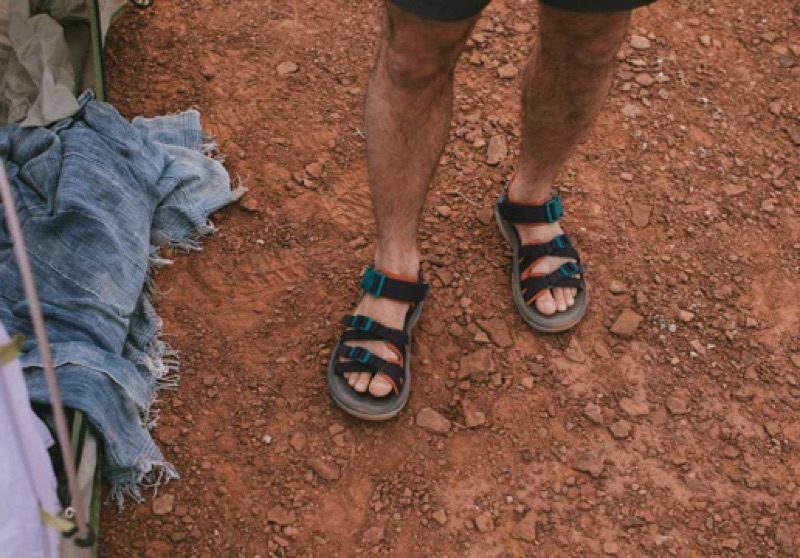 teva hurricane alp tech sandals