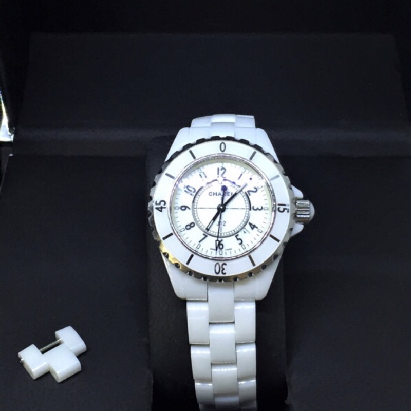 已售[精品 熱門搶手款] Chanel J12 H0968 陶瓷 33mm 石英錶