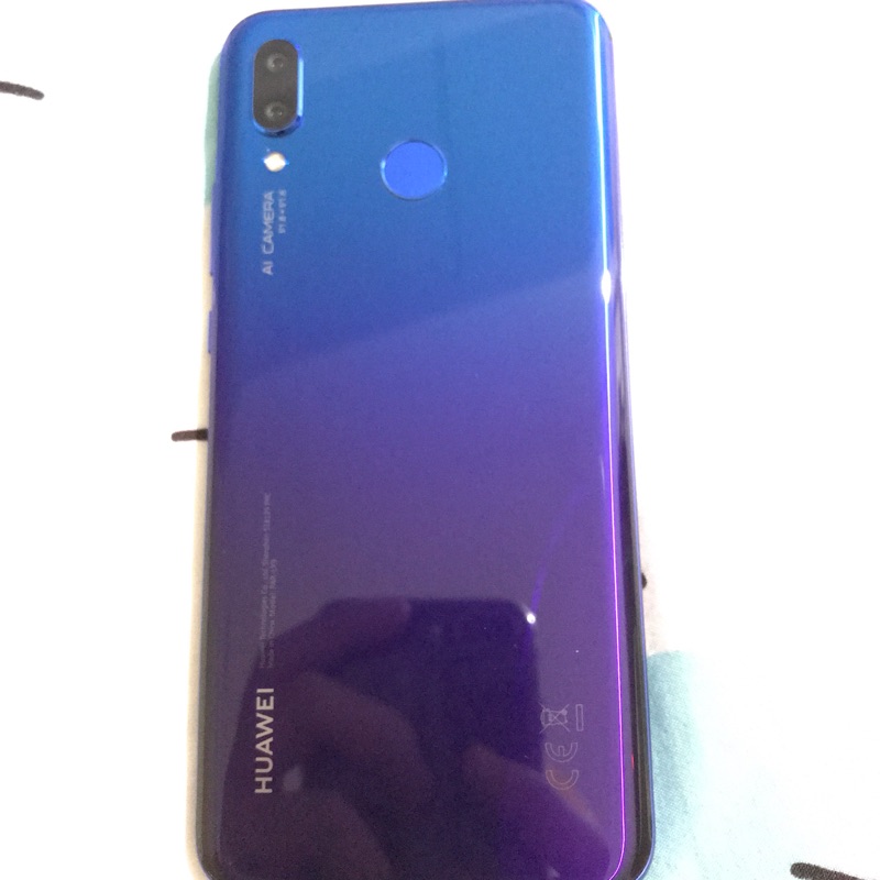 限定yakecen HUAWEI NOVA3 9.9成新 藍紫色