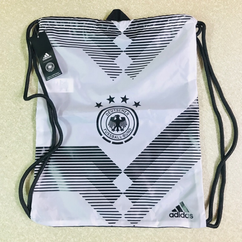 世足 愛迪達 ADIDA 束口袋 送原廠紙袋 原價$590 德國 足球隊 黑白色 LOGO基本款 後背包 收納袋 防水袋