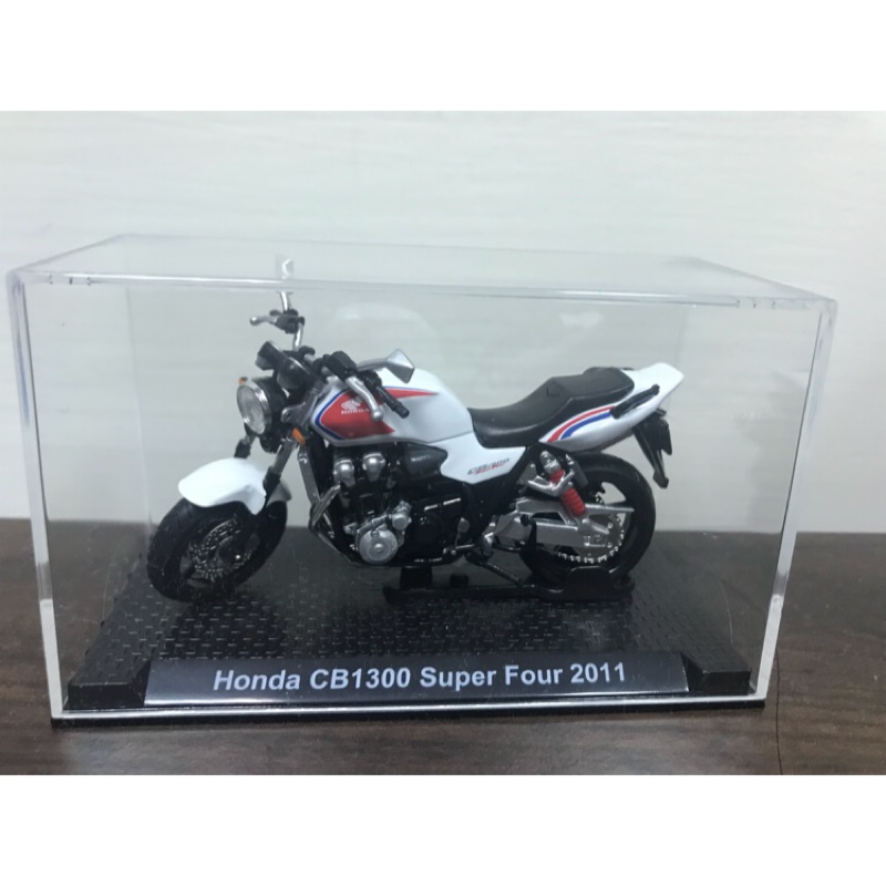 7-11 02 Honda CB1300 Super Four 2011 重機模型