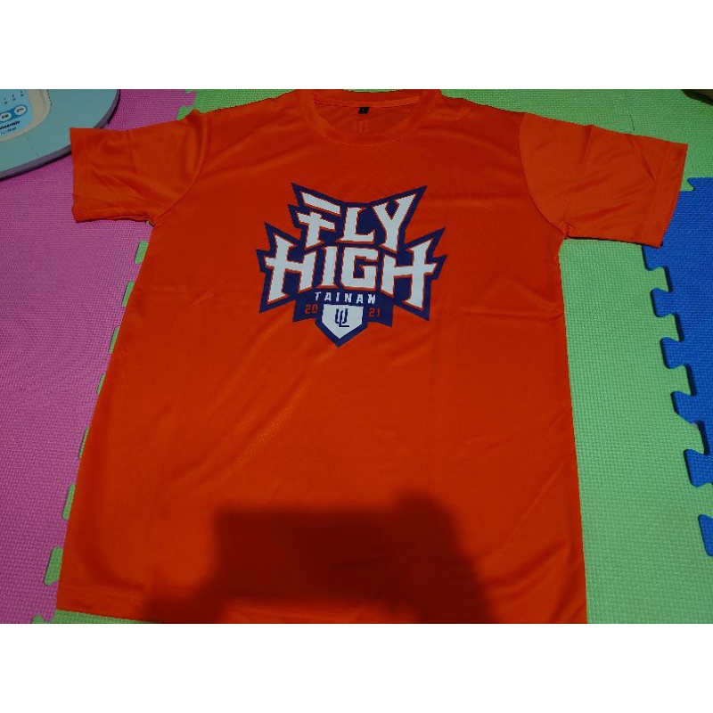 統一獅衣服 Fly high T恤