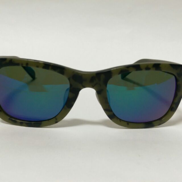 Timberland綠迷彩框藍色鏡面太陽眼鏡