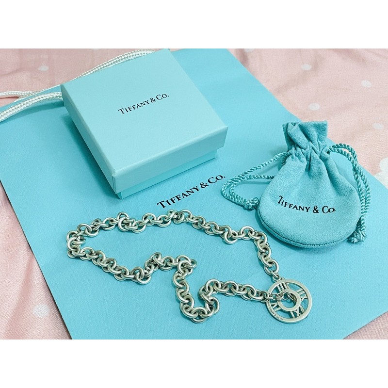 【Tiffany&amp;Co】經典款 T扣環型羅馬數字粗圈項鍊 純銀925粗圈項鍊，價可議
