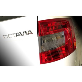 小馬汽車工坊 SKODA octavia combi / combi RS 阿塔5門 後方向燈燻黑燈膜 電腦切割