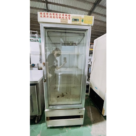 單門冷藏透明冰箱110v 現況賣促銷$5000 尺寸：67-68-173