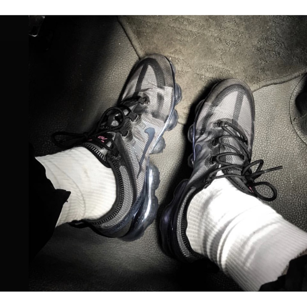 nike air vapormax 2019 black laser