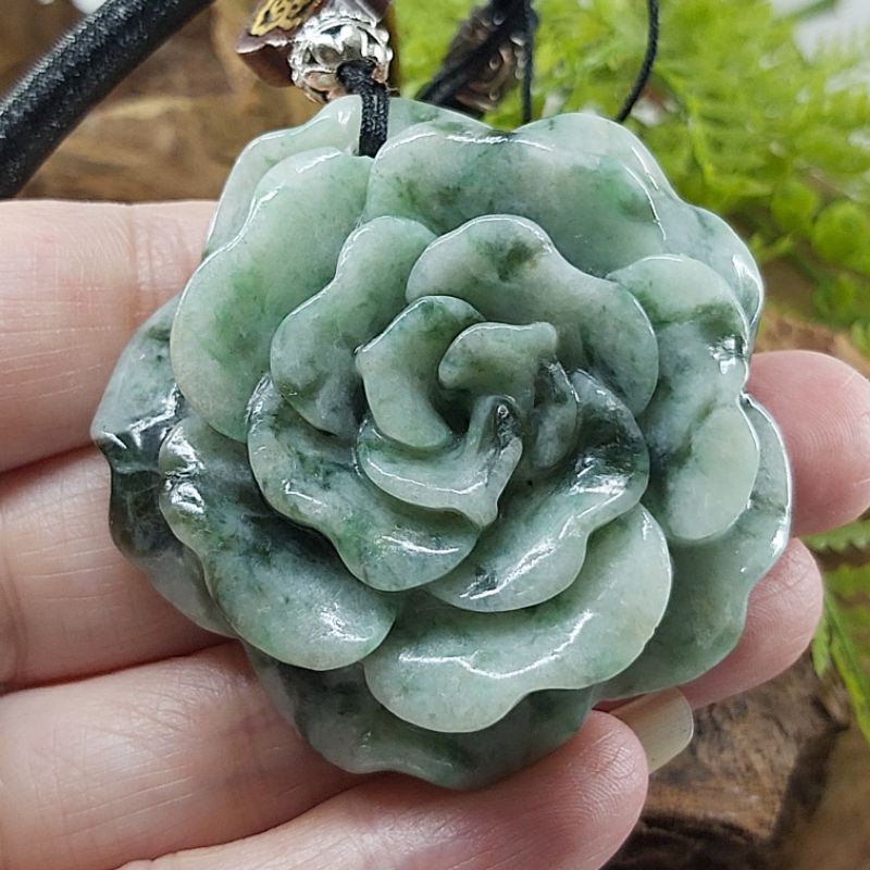 翡翠花靑山茶花吊墜 翡翠花靑山茶花吊墜 花吊墜 翡翠山茶花 尋寶園 蝦皮購物