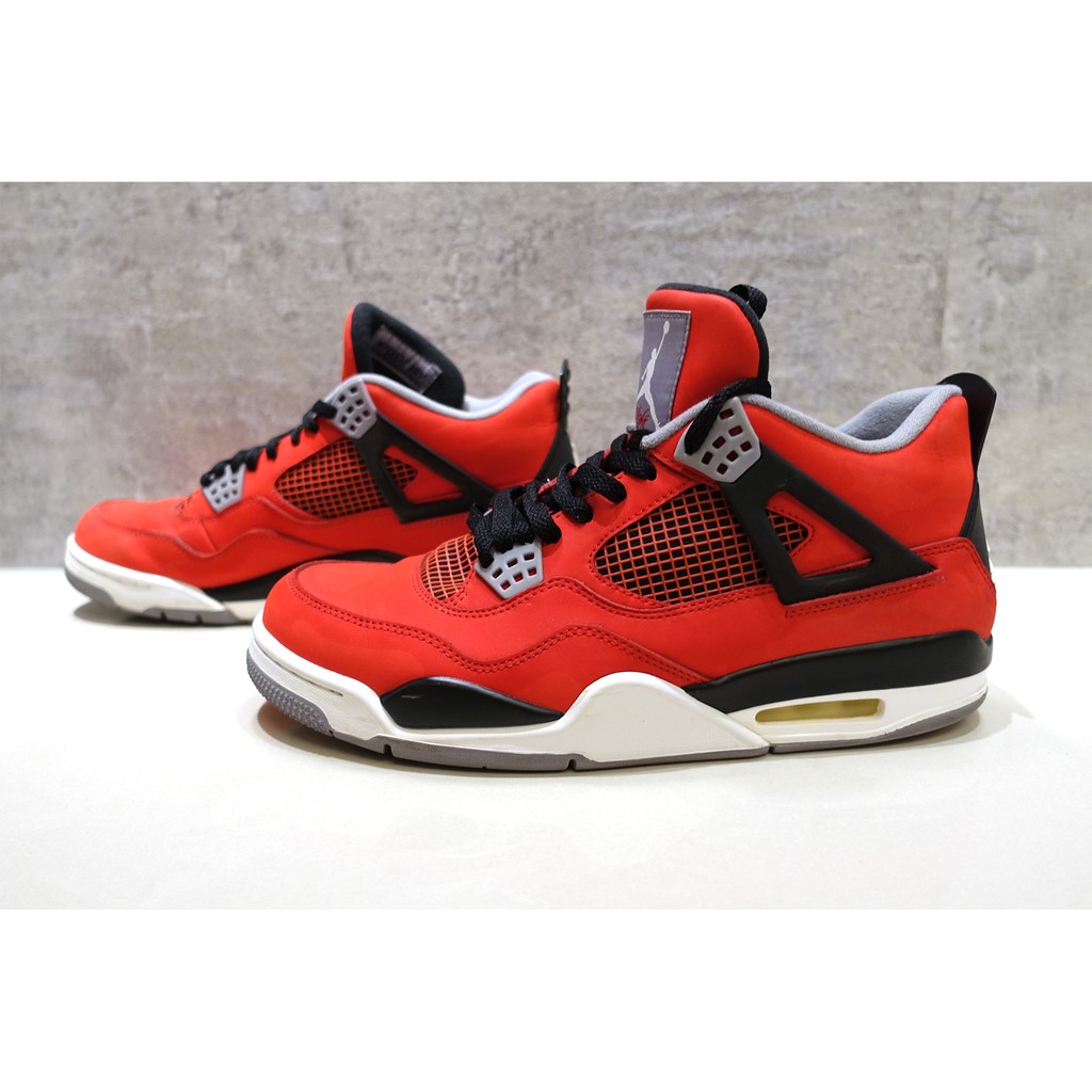 Air Jordan Retro 4 Toro