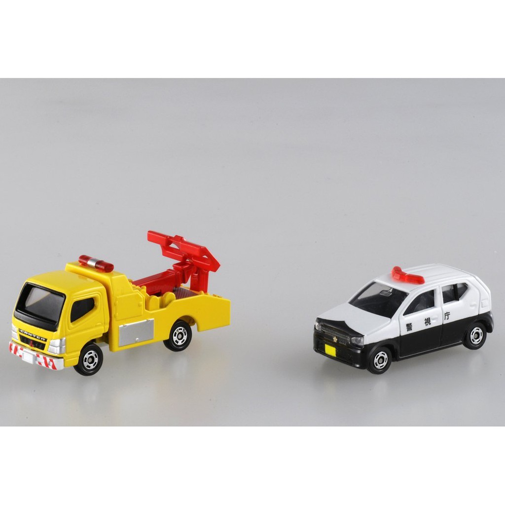 多美小汽車 合金車 tomica 信號機+場景紙(42X42公分附圖一2台小車