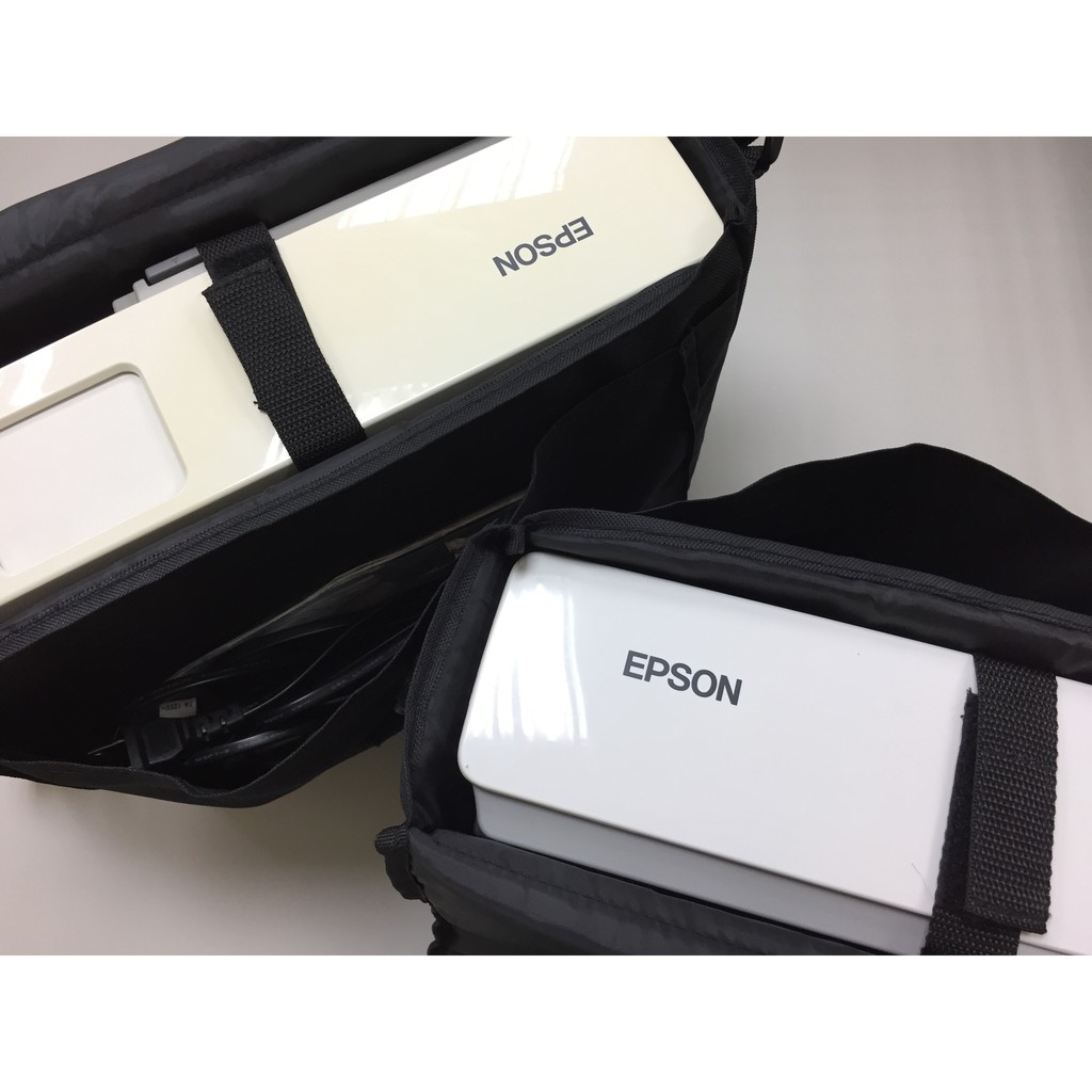 (二手，7成新)投影機 Epson EMP-822H