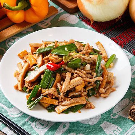 豆干炒肉絲 鼎味潮州砂鍋粥熱炒 蝦皮購物