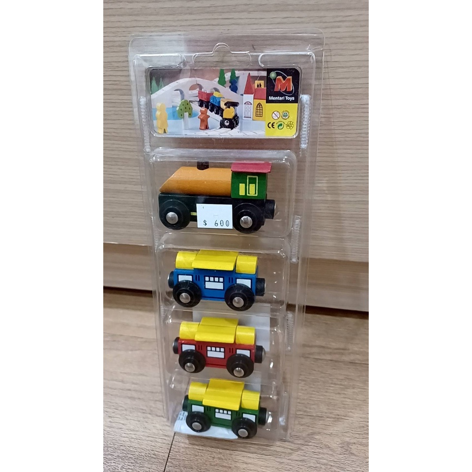 全新mentari 木製玩具繽紛積木軌道小火車1組入（市價600）