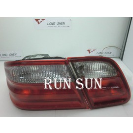 ●○RUN SUN 車燈,車材○● 全新 BENZ 賓士 奔馳 W210 E-CLASS 紅白 尾燈 一組內外左右