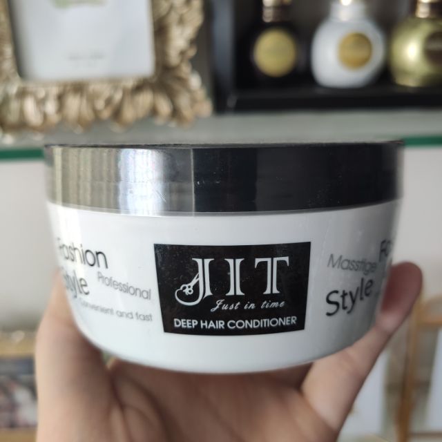 moon. 剪髮髮廊販售✨JIT 護髮髮膜✨（ 封膜未拆）免沖洗