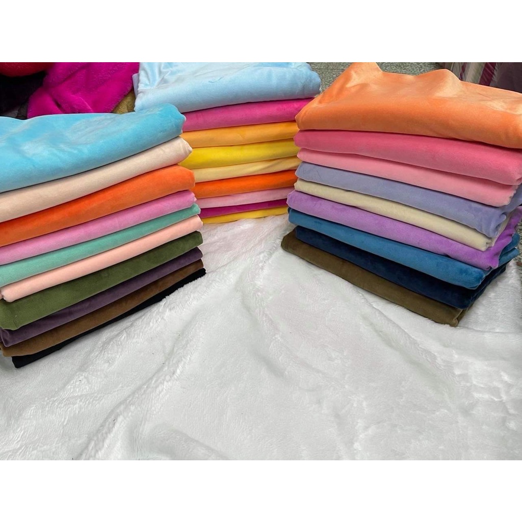 短毛絨布320g加厚手感柔軟水晶絨短毛絨布(各式顏色) 用途：娃娃、抱枕、沙發套、貼布、娃娃、玩偶、充氣人偶、裝飾。