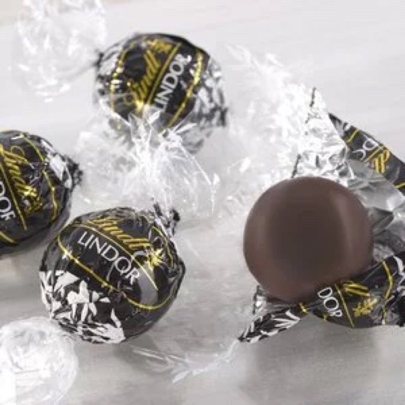 《瑞士蓮 Lindt》Lindor夾餡60%黑巧克力-單售（買10送1）