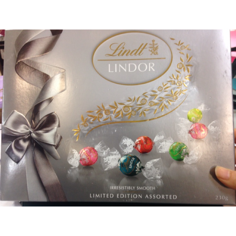 現貨 澳洲空運 Lindt 瑞士蓮 巧克力 綜合禮盒包裝 230g