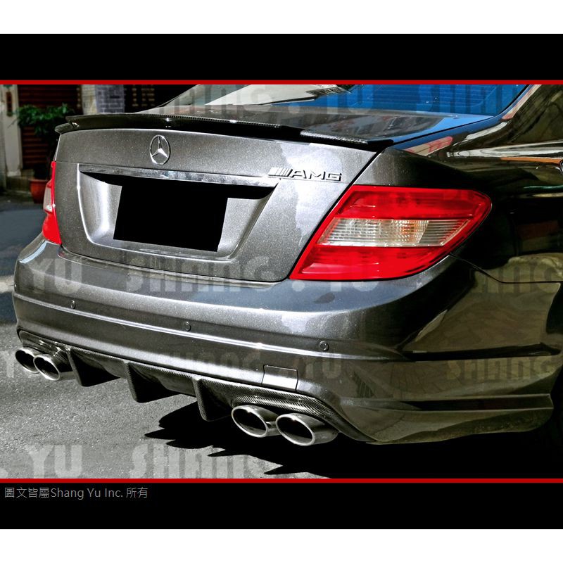 Benz C-Class W204 AMG 保桿 用 CARBON 後下巴 C300 C63 前期