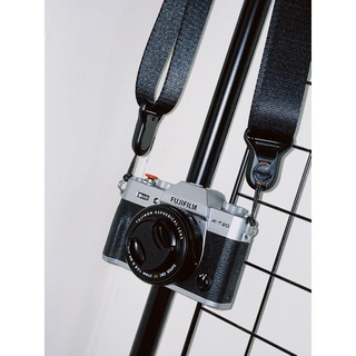 FUJIFILM XT-20 二手相機（含定焦XF 27MM f2.8鏡頭）